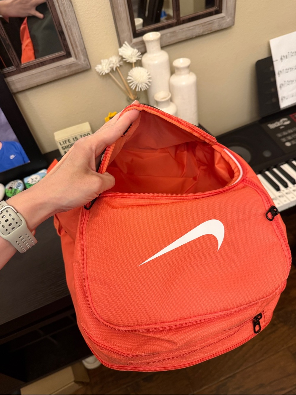 New Nike Brasilia Large School Work Laptop Sports Backpack Black and Coral - Picture 8 of 9